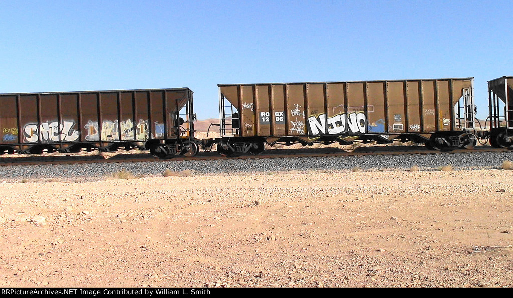 EB Manifest Frt at Erie NV W-MidTrnSlv -55